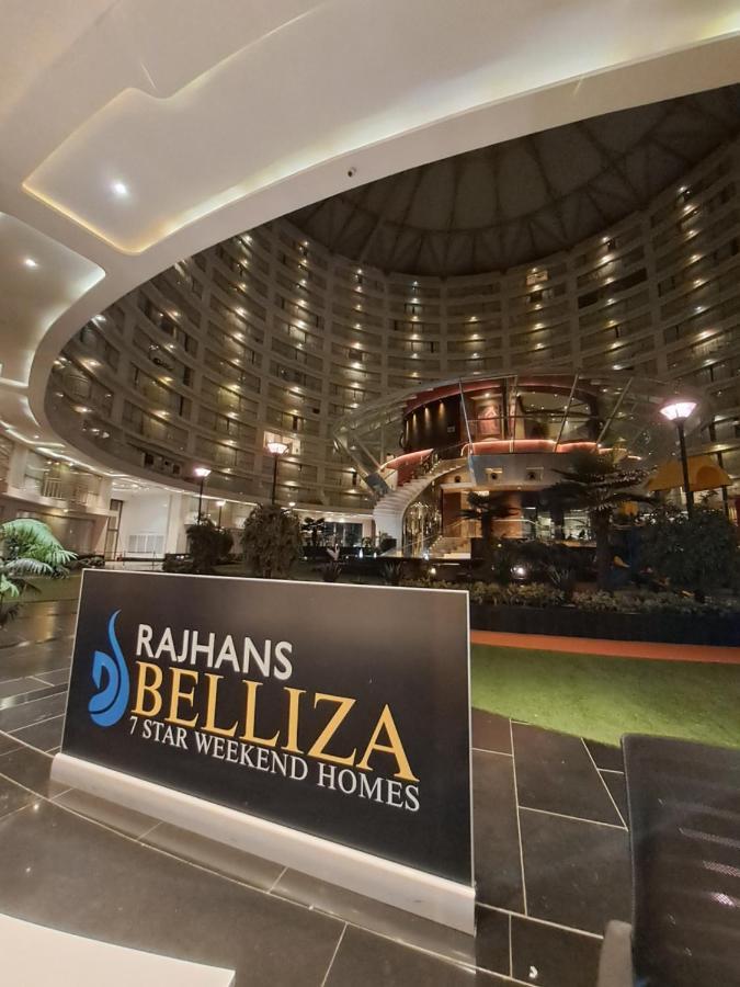 Rajhans Belliza , Hotel Apartment Units Surat Exterior foto